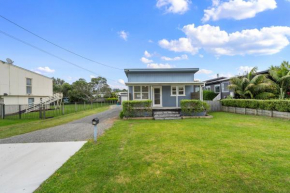 The Blue Cottage - Waihi Beach Holiday Home